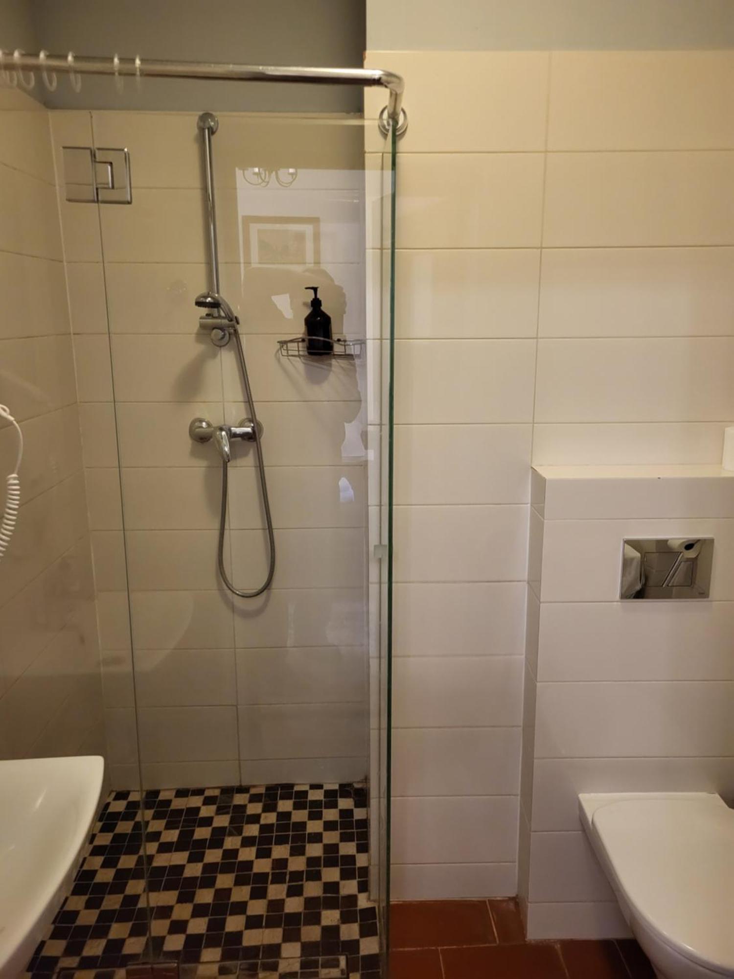 Wojnowice  Zamek Na Wodzie W Wojnowicach Bed & Breakfast エクステリア 写真