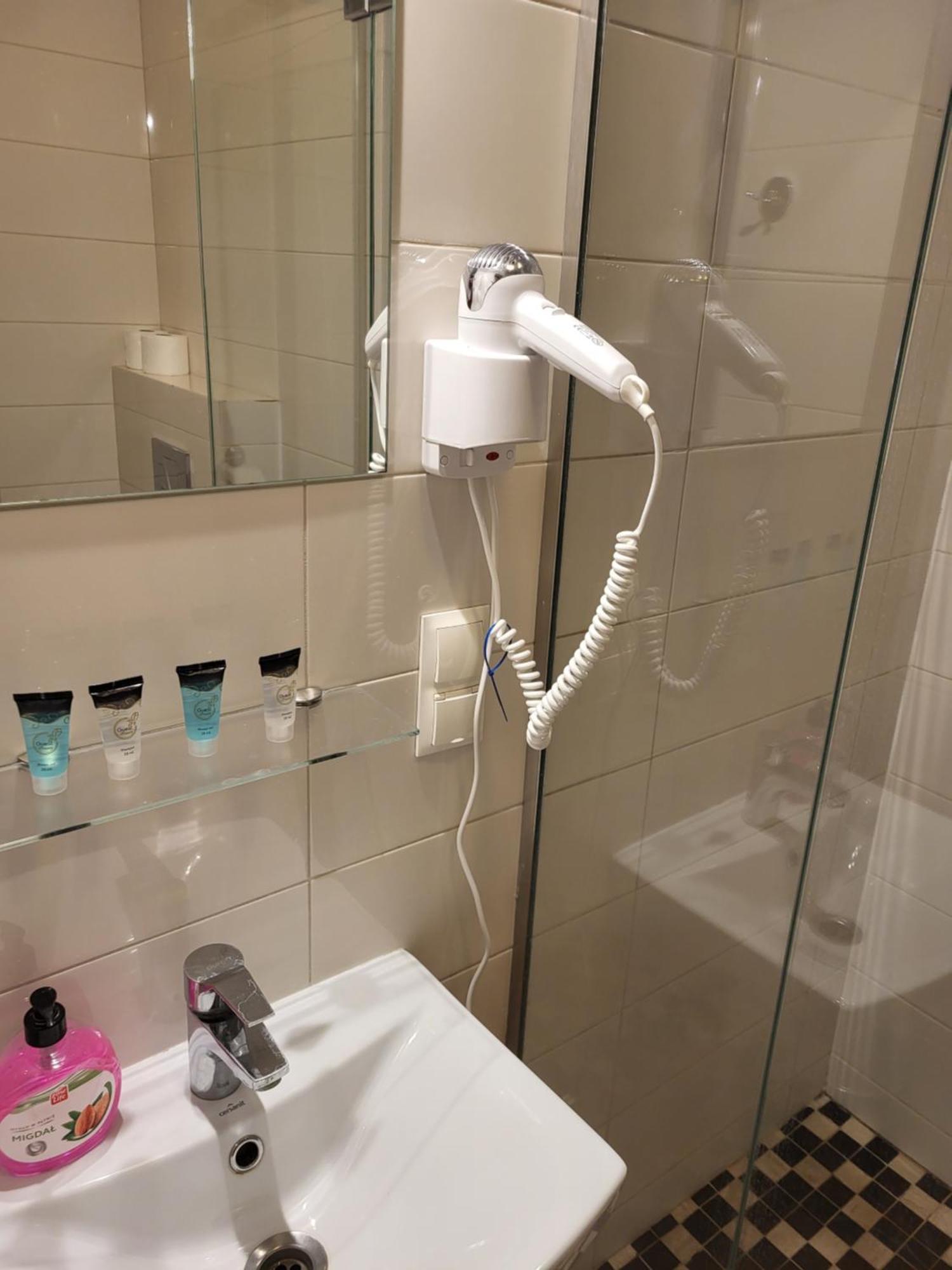 Wojnowice  Zamek Na Wodzie W Wojnowicach Bed & Breakfast エクステリア 写真