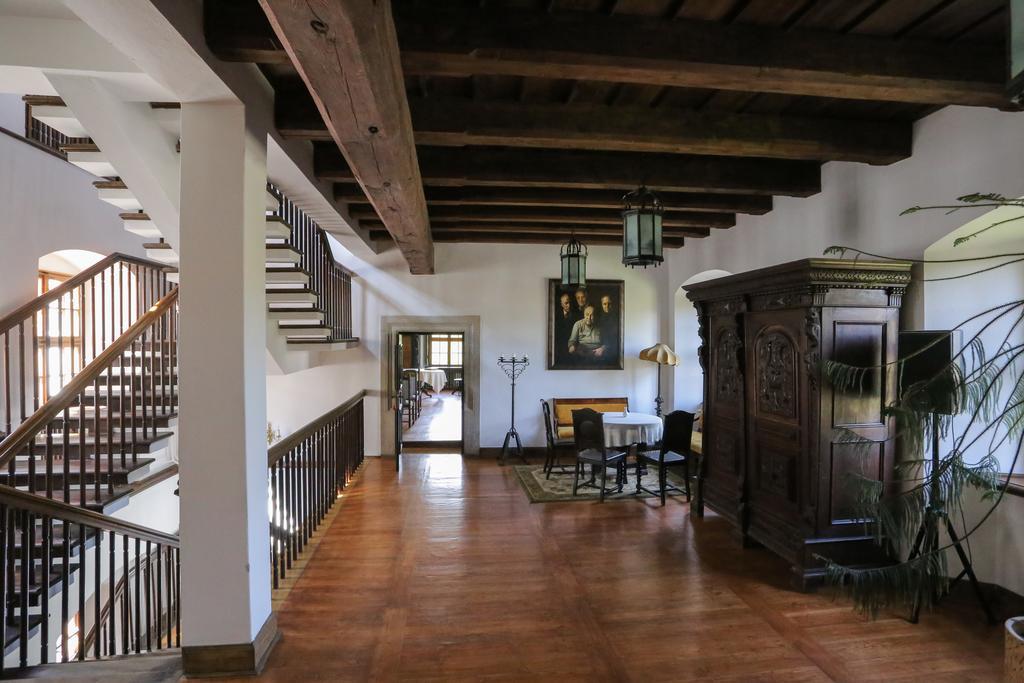Wojnowice  Zamek Na Wodzie W Wojnowicach Bed & Breakfast エクステリア 写真